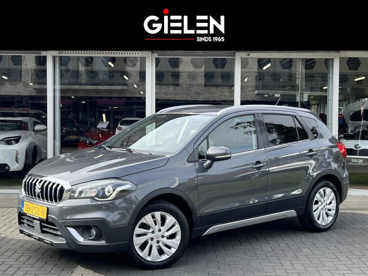Suzuki SX4 S-Cross - 1.0 Boosterjet 112PK Exclusive | Trekhaak, Parkeersensoren, Climate control, Stoelverwarmi - AutoWereld.nl