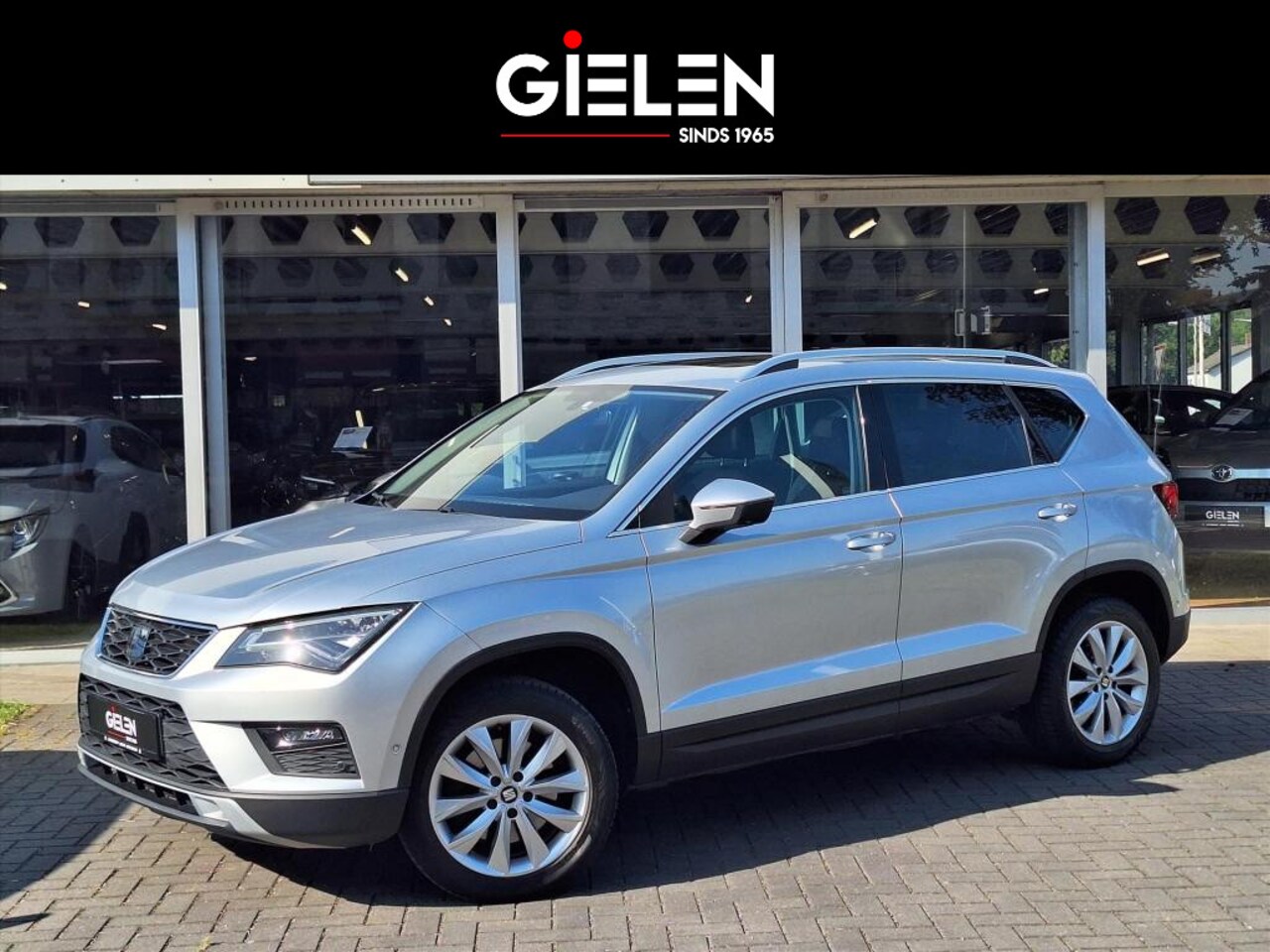 SEAT Ateca - 1.0 EcoTSI Limited Edition | Trekhaak, Panoramadak, Navigatie, LED, Parkeersensoren, Apple - AutoWereld.nl