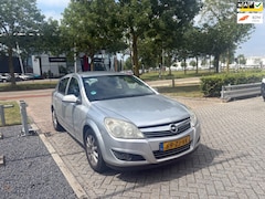 Opel Astra - 1.6 Temptation