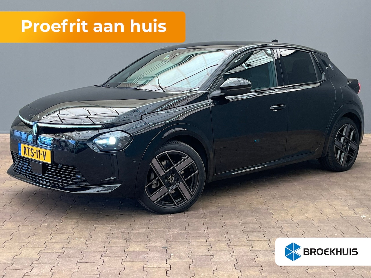 Lancia Y(psilon) - Ypsilon LX 54 kWh Alcantara Bekleding | Camera Voor + Achter | Adaptieve Cruise | 17" Lich - AutoWereld.nl