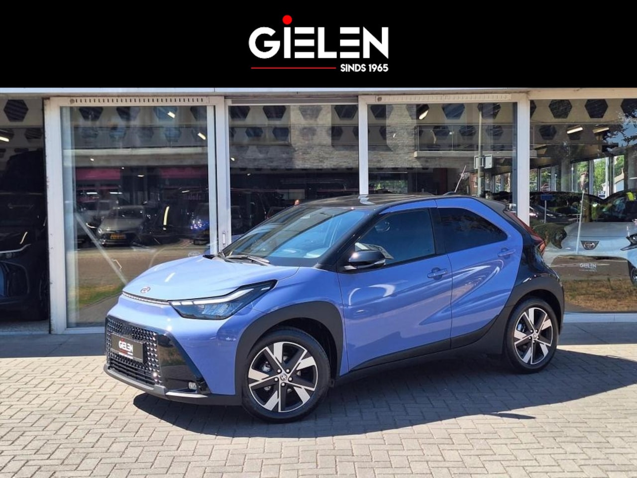 Toyota Aygo X - 1.5 Hybrid Pulse Plus | Lavender, Bi-Tone, Stoelverwarming, Climate control, Startknop, LE - AutoWereld.nl