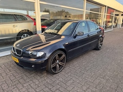 BMW 3-serie - 325i Lifestyle Edition