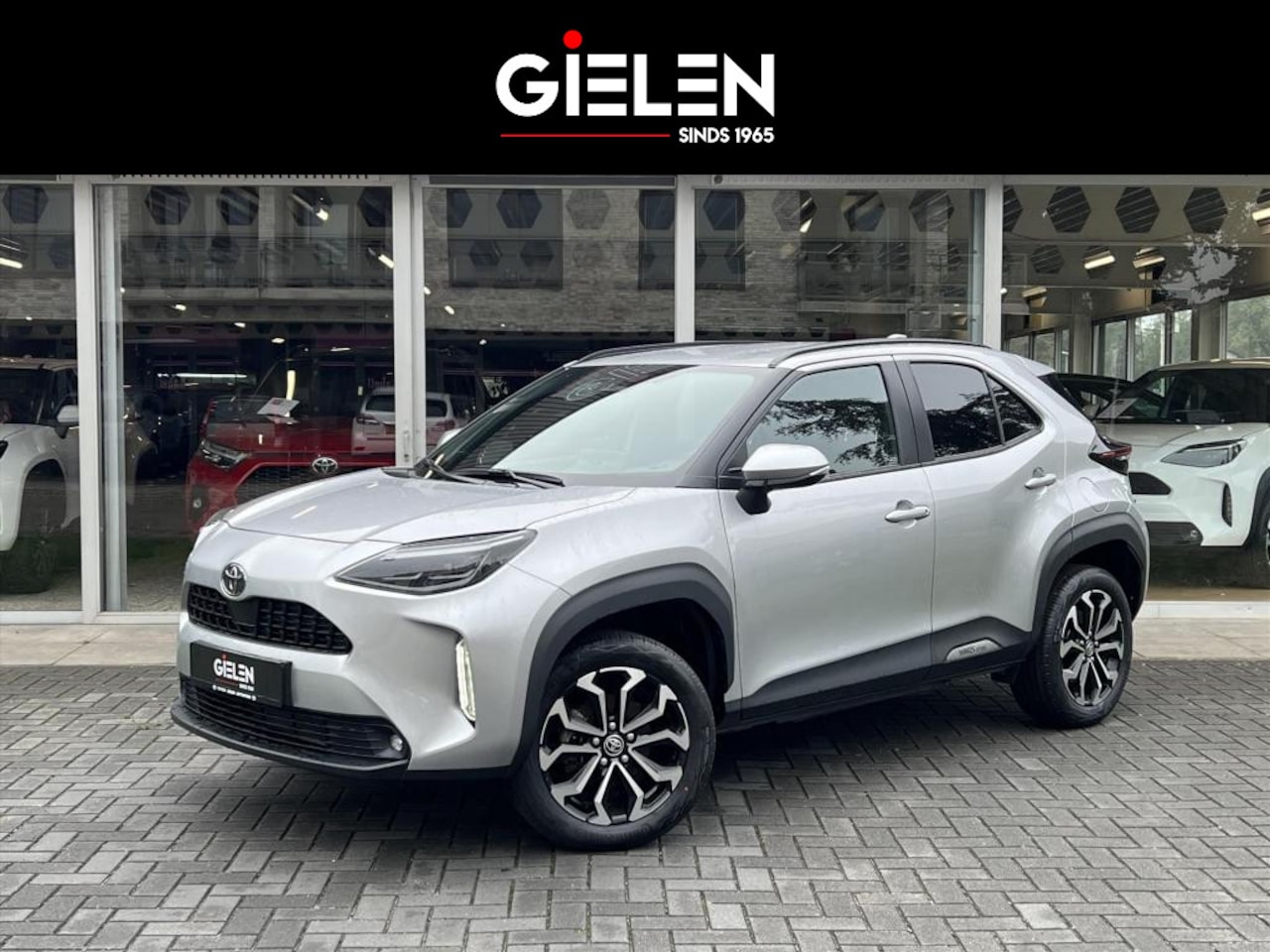 Toyota Yaris Cross - 1.5 Hybrid 116 Dynamic Plus | Stoel + Stuurverwarming, Smart Connect, 17 inch, Keyless, LE - AutoWereld.nl