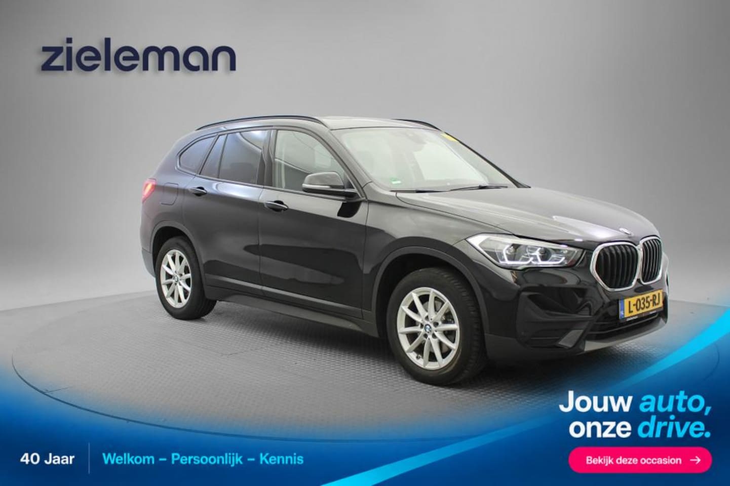 BMW X1 - SDrive18i Business Editon Plus - Panorama, Camera, Navi - AutoWereld.nl
