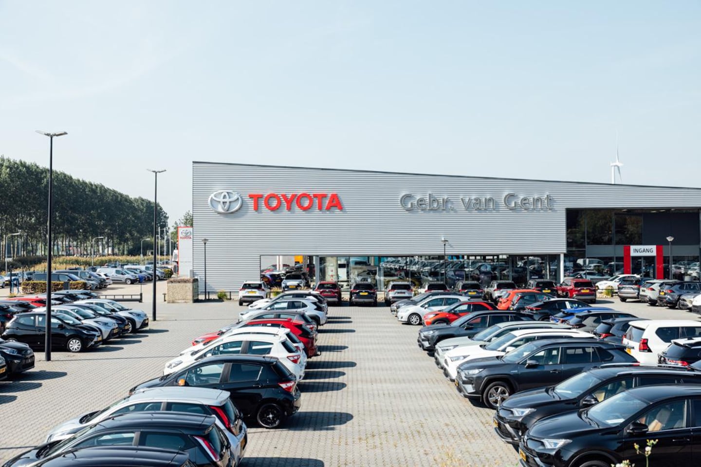 Toyota Yaris - 1.5 Hybrid 115 Dynamic | €3.000,- Korting | Apple Carplay / Android Auto | Keyless | Adapt - AutoWereld.nl