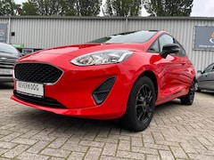 Ford Fiesta - 1.1 RED & BLACK EDITION