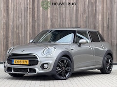 MINI 5-Deurs - 1.5 Cooper Chili Serious Business JCW PAKKET | PANORAMADAK | CAMERA | STOELWERWARMING