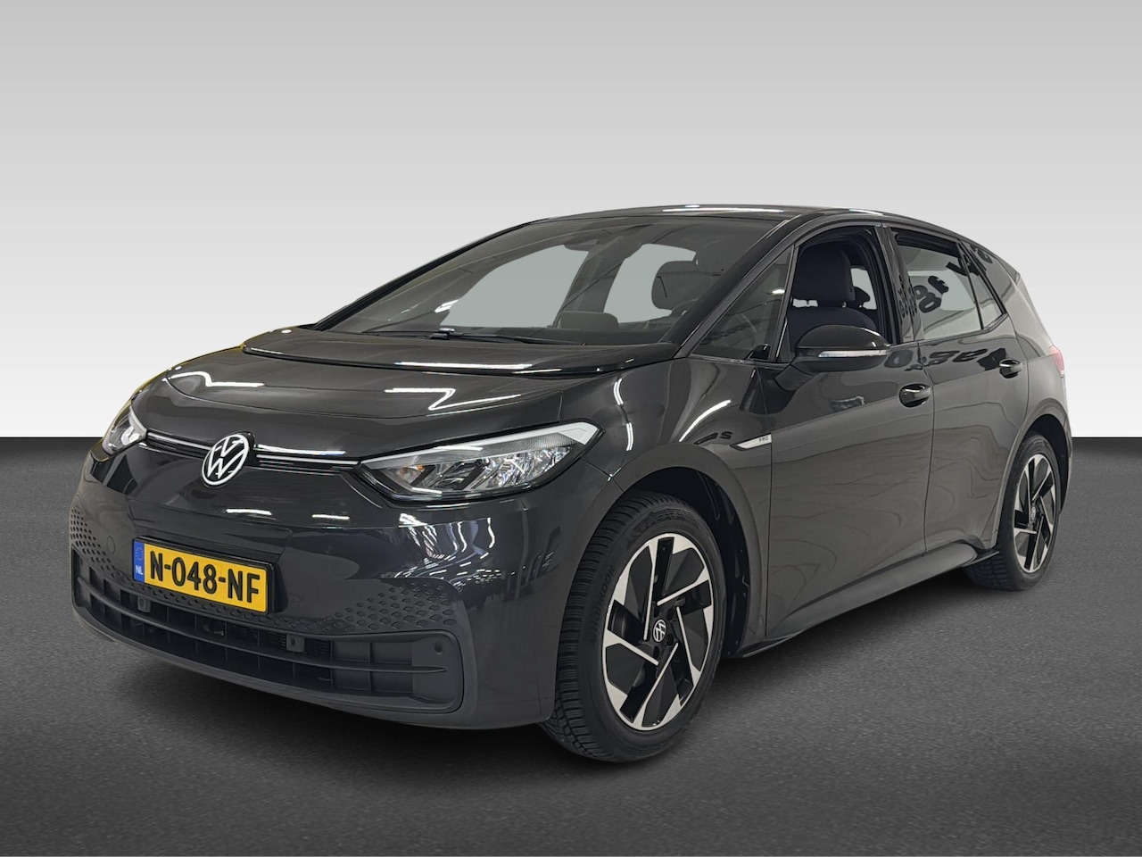 Volkswagen ID.3 - Pro 58 kWh SoH 95,3% | Navigatiesysteem full map | Parkeersensor voor en achter - AutoWereld.nl
