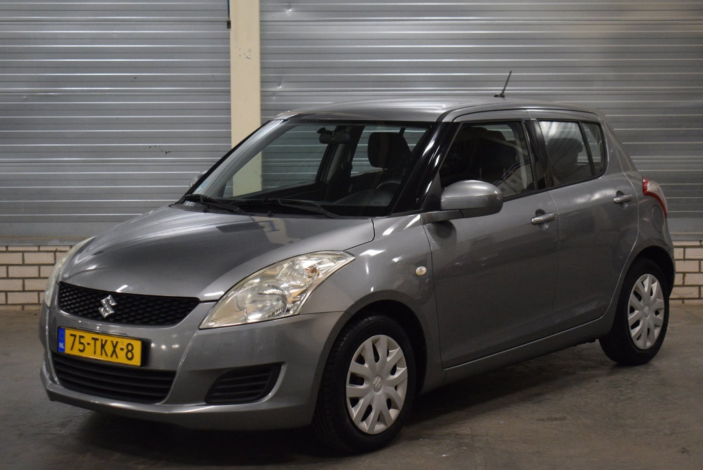 Suzuki Swift - 1.2 Comfort EASSS Dealer onderhouden + Airco|Stoelverwarming| - AutoWereld.nl