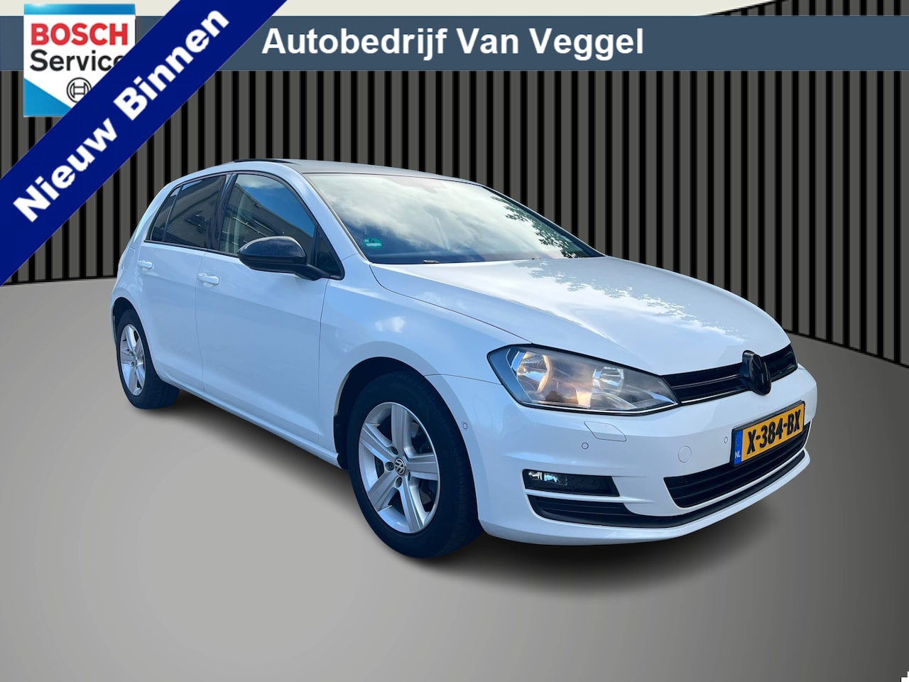 Volkswagen Golf - 1.2 TSI Highline pano, stoelverw, airco, cruise, navi - AutoWereld.nl