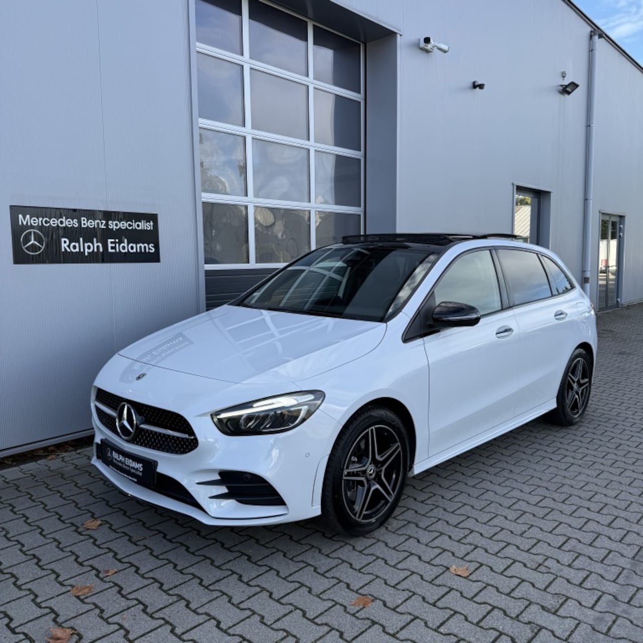 Mercedes-Benz B-klasse - 250 e Lux. Line - AutoWereld.nl