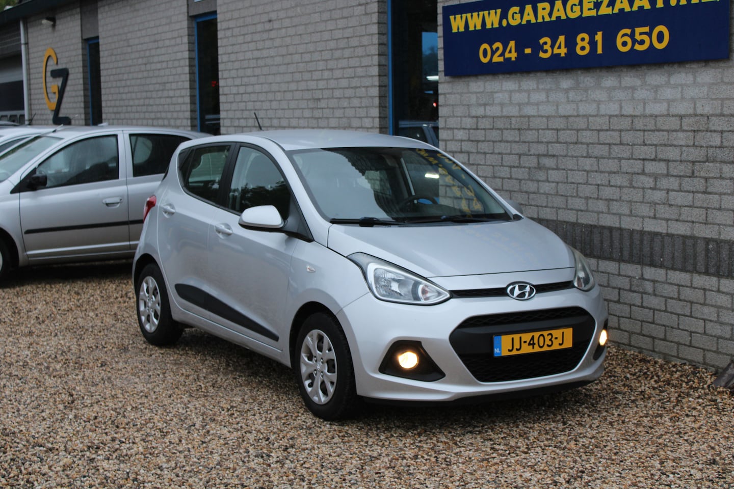 Hyundai i10 - 1.0i i-Motion Comfort Automaat Airco - AutoWereld.nl