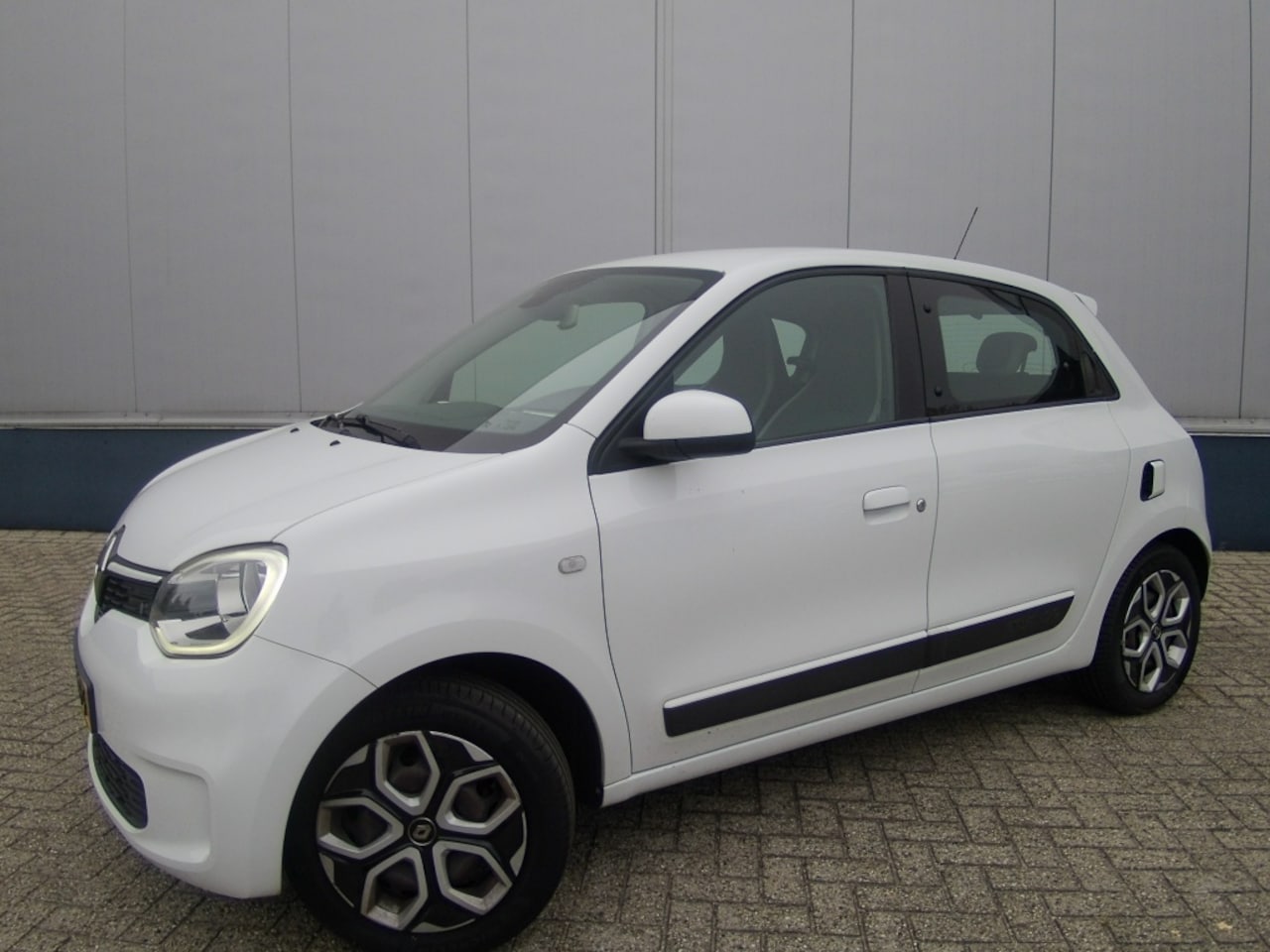 Renault Twingo - 1.0 SCe 70pk S&S Collection - AutoWereld.nl