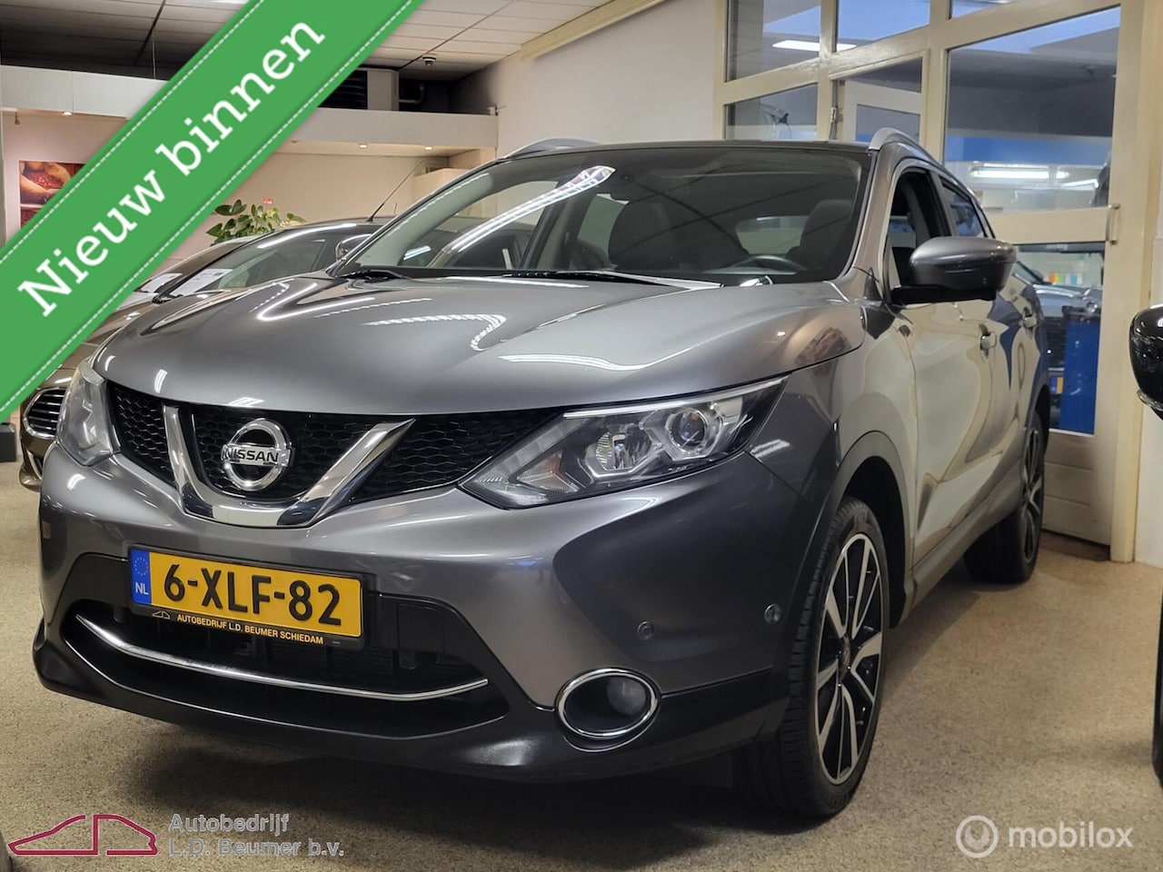 Nissan Qashqai - 1.2 Tekna *NL, TRKHK, LEDER, RIJKLAARPRIJS!* - AutoWereld.nl