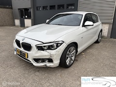 BMW 1-serie - 118i Sport Line AUTOMAAT/LEER/SCHADE