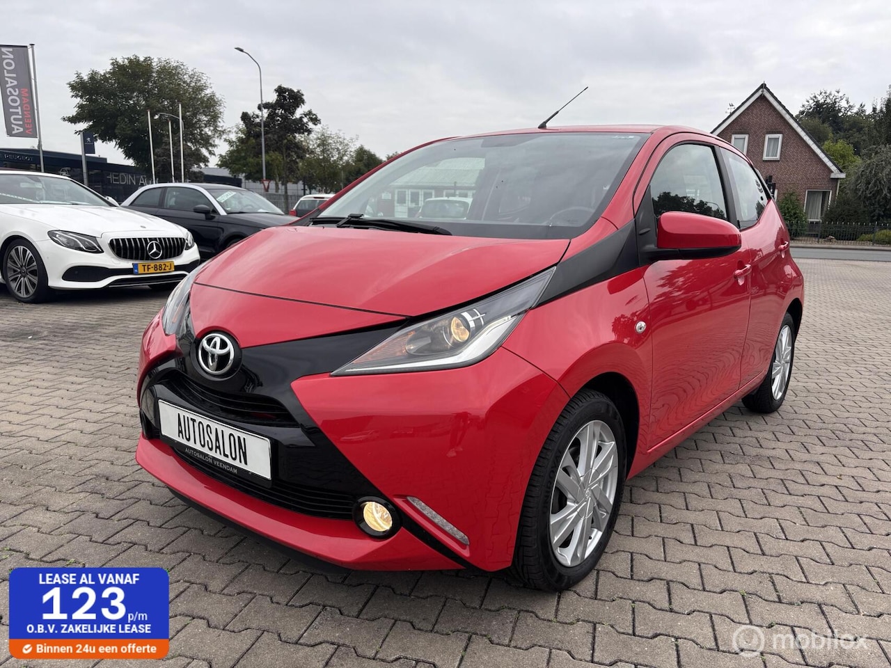 Toyota Aygo - 1.0 VVT-i x-play camera navi cruise co - AutoWereld.nl