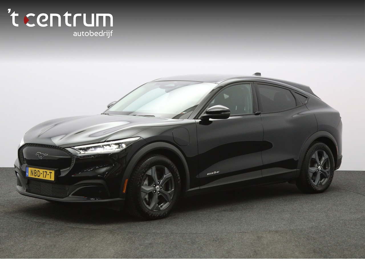 Ford Mustang Mach-E - RWD 75 kWh 270 PK, SOH 91 %, Winterpakket, Adap. Cruise Control, Leder, Camera - AutoWereld.nl