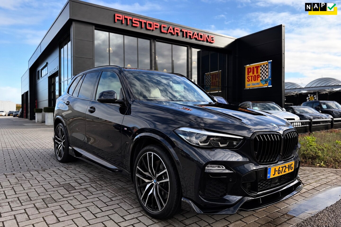 BMW X5 - XDrive45e High Executive, NL Auto, Comfort Seats, Dealer Onderh, Stuuwiel Verw. - AutoWereld.nl
