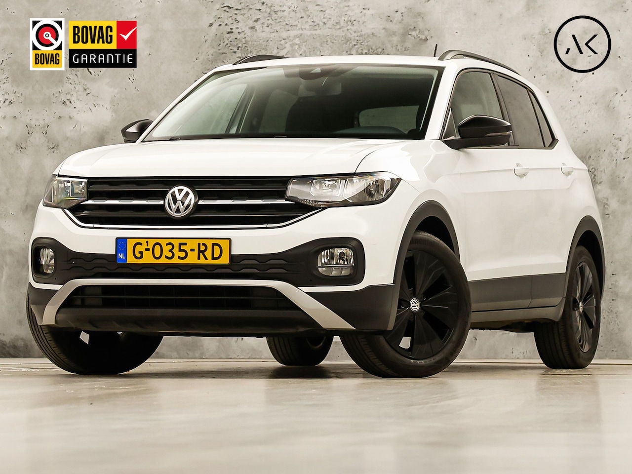 Volkswagen T-Cross - 1.0 TSI Blackpack Sport (NAP, APPLE CARPLAY, CAMERA, GETINT GLAS, CRUISE, LM VELGEN, SPORT - AutoWereld.nl