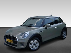 MINI 3-Deurs - 1.5 One First | Alarm klasse 1(startblokkering) | Bluetooth telefoonvoorbereiding | Dakspo