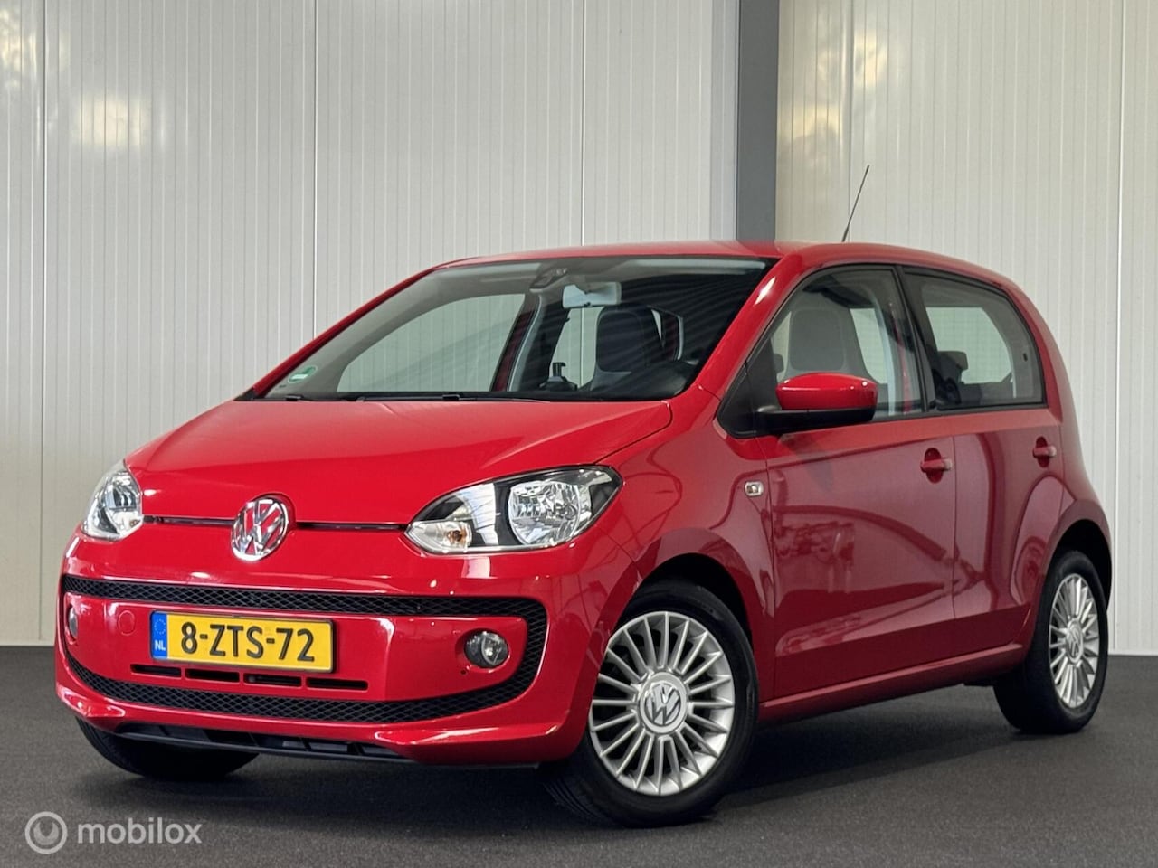Volkswagen Up! - 1.0 high up! 5-drs [ NAP cruise trekhaak LM ] - AutoWereld.nl