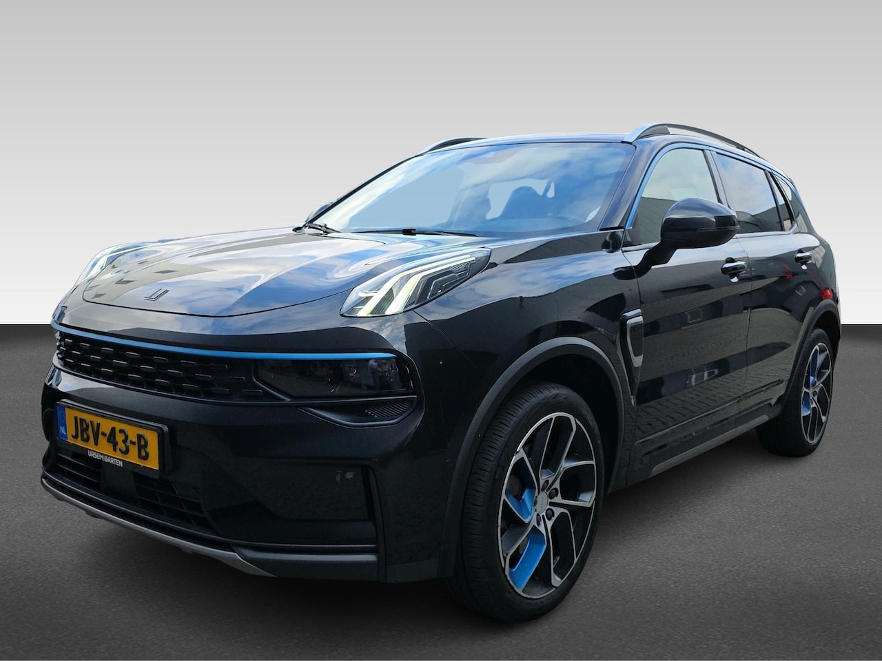 Lynk & Co 01 - 1.5 | Pano | Achteruitrijcamera | Cruisecontrol | Stoelverwarming | elektrische bestuurder - AutoWereld.nl