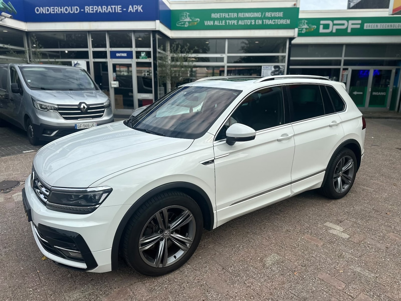 Volkswagen Tiguan - 2.0 TSI 4Motion Highline 2.0 TSI 4Motion Highline - AutoWereld.nl