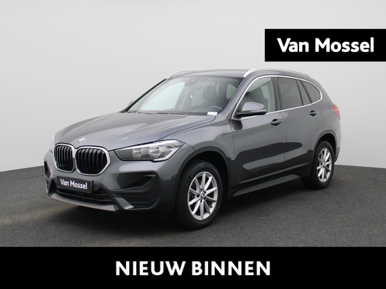 BMW X1 - sDrive18i Business Edition Plus | Automaat | LMV | Trekhaak | Parkeer sensoren | Virtual c - AutoWereld.nl