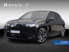 BMW iX - xDrive45 | M Sport Pro | Trekhaak | Head up | Driving Assistant Prof. | Parking Assistant