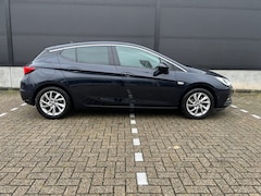 Opel Astra - 1.4 Turbo Innovation