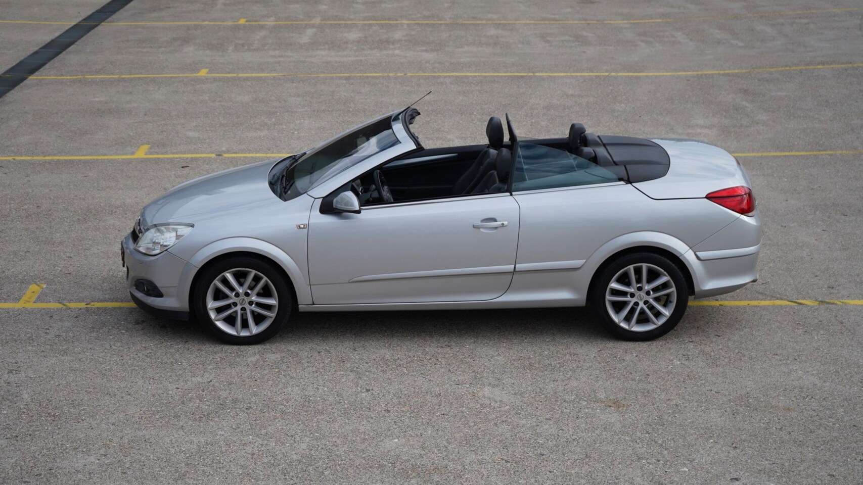 Opel Astra TwinTop - 1.6 Temptation Cabriolet - AutoWereld.nl