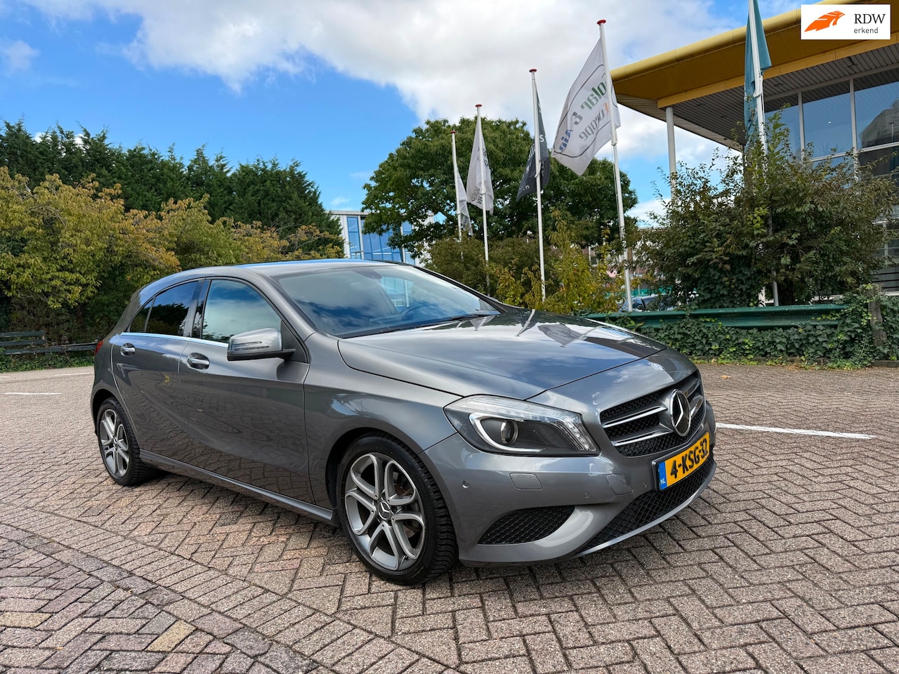 Mercedes-Benz A-klasse - 180 Edition Navigatie 4U3 - AutoWereld.nl