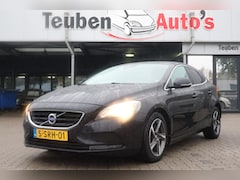 Volvo V40 - 1.6 D2 Momentum | Trekhaak | Lichtmetaal | Navigatie | Dealer onderhouden | D-riem vv 270.
