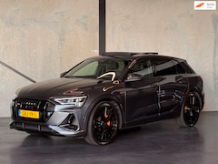 Audi e-tron - 55 S, Pano, 360°, ACC, Head-Up, B&O, 22", Trekhaak, CarPlay, 4 Zone clima, enz