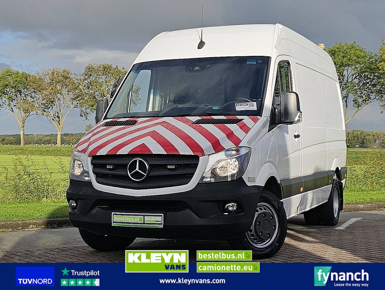 Mercedes-Benz Sprinter - 519 L2H2 N2 3500Kg Trekhaak V6 3.0Ltr Dubbellucht Euro6 BPM-Vrij Camera 190Pk! - AutoWereld.nl