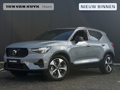 Volvo XC40 - 2.0 B4 Plus Dark / Trekhaak / All-Season / Stuur- Stoelverwarming / Harman Kardon / Parkee