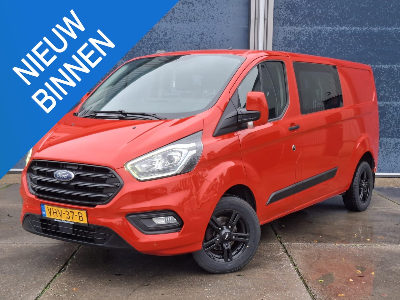 Ford Transit Custom - 300 2.0 TDCI L2H1 Trend DC DUBBEL CABINE / AIRCO / CRUISE CONTROLE / TREKHAAK - AutoWereld.nl
