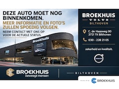 Volvo V60 - B4 Ultimate Dark | 1e Eigenaar | HUD | PDC V+A en Camera | Stoelventilatie - verwarming |