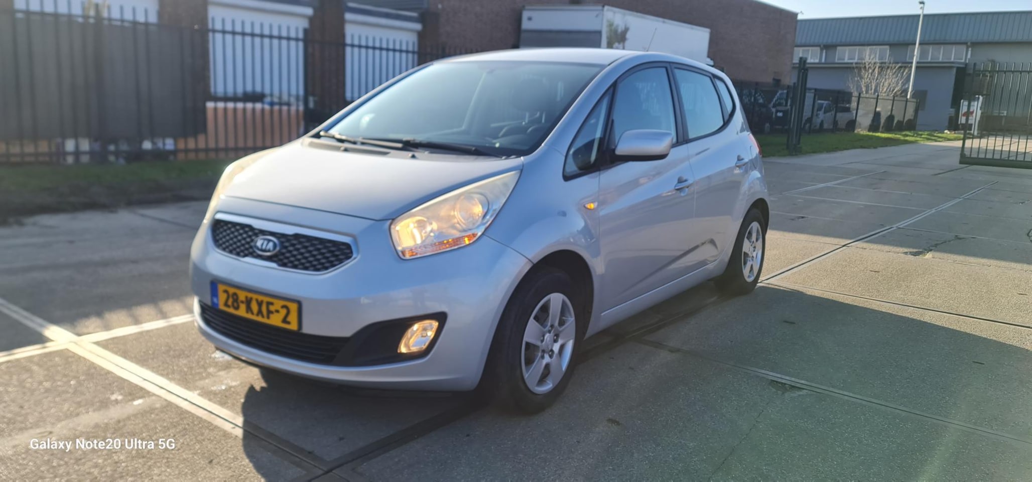 Kia Venga - 1.4 CVVT X-tra Kia Venga 1.4i 16V Airco lees text - AutoWereld.nl