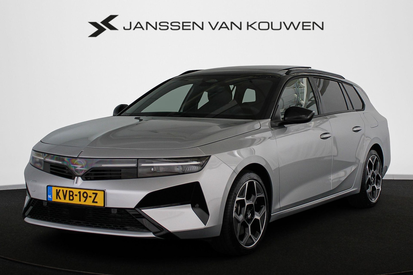Opel Astra Sports Tourer - 1.6 Turbo Plug In Hybrid Ultimate Facelift Pano 360 Camera Stuur-Stoelverwarming - AutoWereld.nl