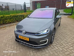 Volkswagen e-Golf - WARMTEPOMP R DESIGN MAXTON NIEUWSTAAT