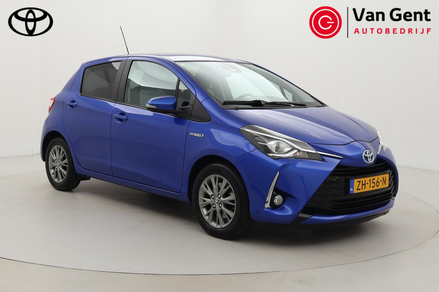 Toyota Yaris - 1.5 Hybrid Dynamic | Navigatie | Keyless | Cruise Control | Clima | Camera | 15 inch | Rij - AutoWereld.nl