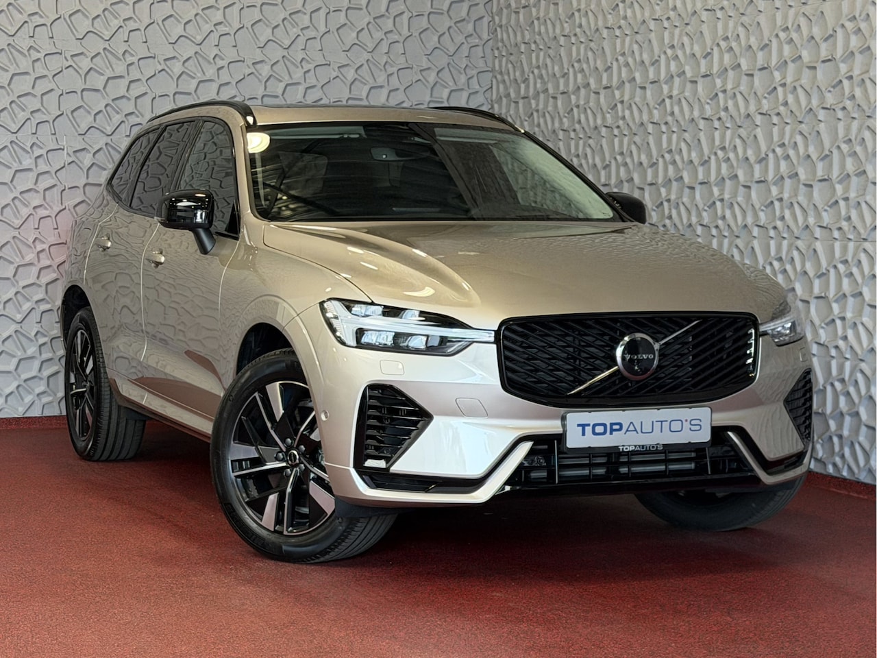 Volvo XC60 - 2.0 T8 455PK AWD PLUS DARK NIEUWE AUTO HARMAN KARDON 360.CAM STOEL/STUUR VERW LEER BRIGHT - AutoWereld.nl
