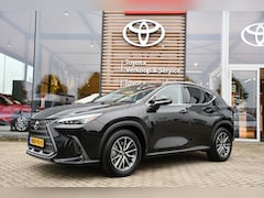 Lexus NX - 450h+ AWD Launch Edition Limited Automaat 306pk | Trekhaak | Alarm klasse 3 | Dodehoekdete