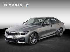 BMW 3-serie - 330e Business Edition Plus | M Sport | Trekhaak Elektrisch | Volleder | SoH 95% | Stuur- &