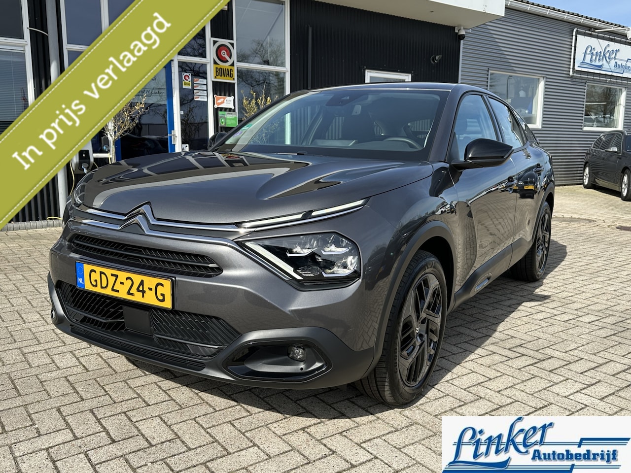Citroën C4 - 1.2 Hybrid 136 Plus - NL-AUTO TREKH CAMERA CARPLAY AUTOMAAT - AutoWereld.nl