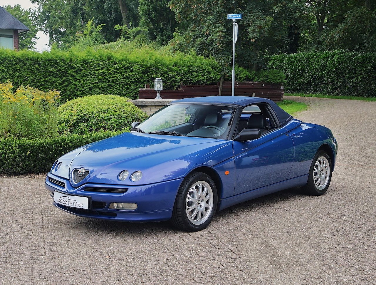 Alfa Romeo Spider - 2.0-16V T.Spark "916" Blu Victoria 1e Eigenaar!! - AutoWereld.nl