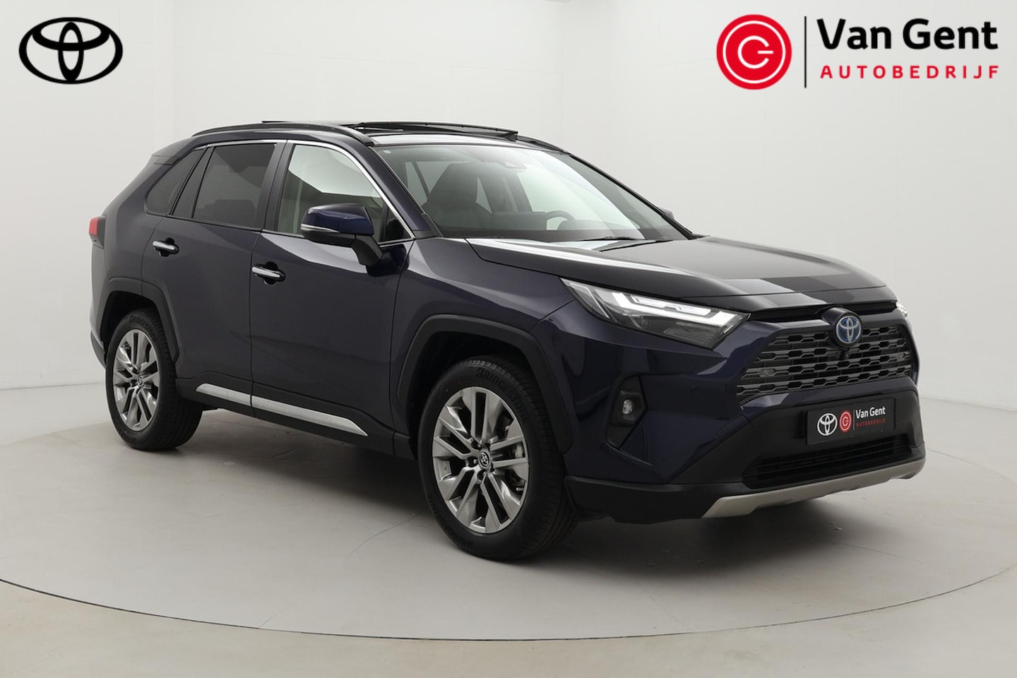 Toyota RAV4 - 2.5 Hybrid AWD Executive | Panoramadak | Leder | Dodehoek detectie | JBL | Stoelverwarming - AutoWereld.nl