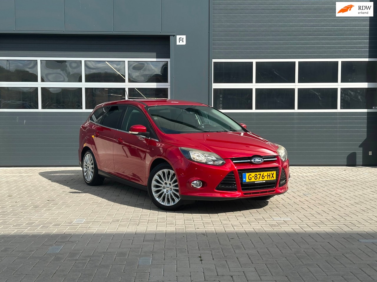 Ford Focus Wagon - 1.6 EcoBoost TITANIUM|NAVIGATIE|CLIMA AIRCO|CRUISECONTROL|LM-VELG|PARKEERSENSOREN|VOORRUIT - AutoWereld.nl