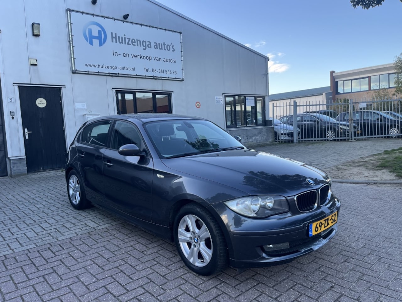 BMW 1-serie - 116i High Executive| 5DRS| Met APK! - AutoWereld.nl